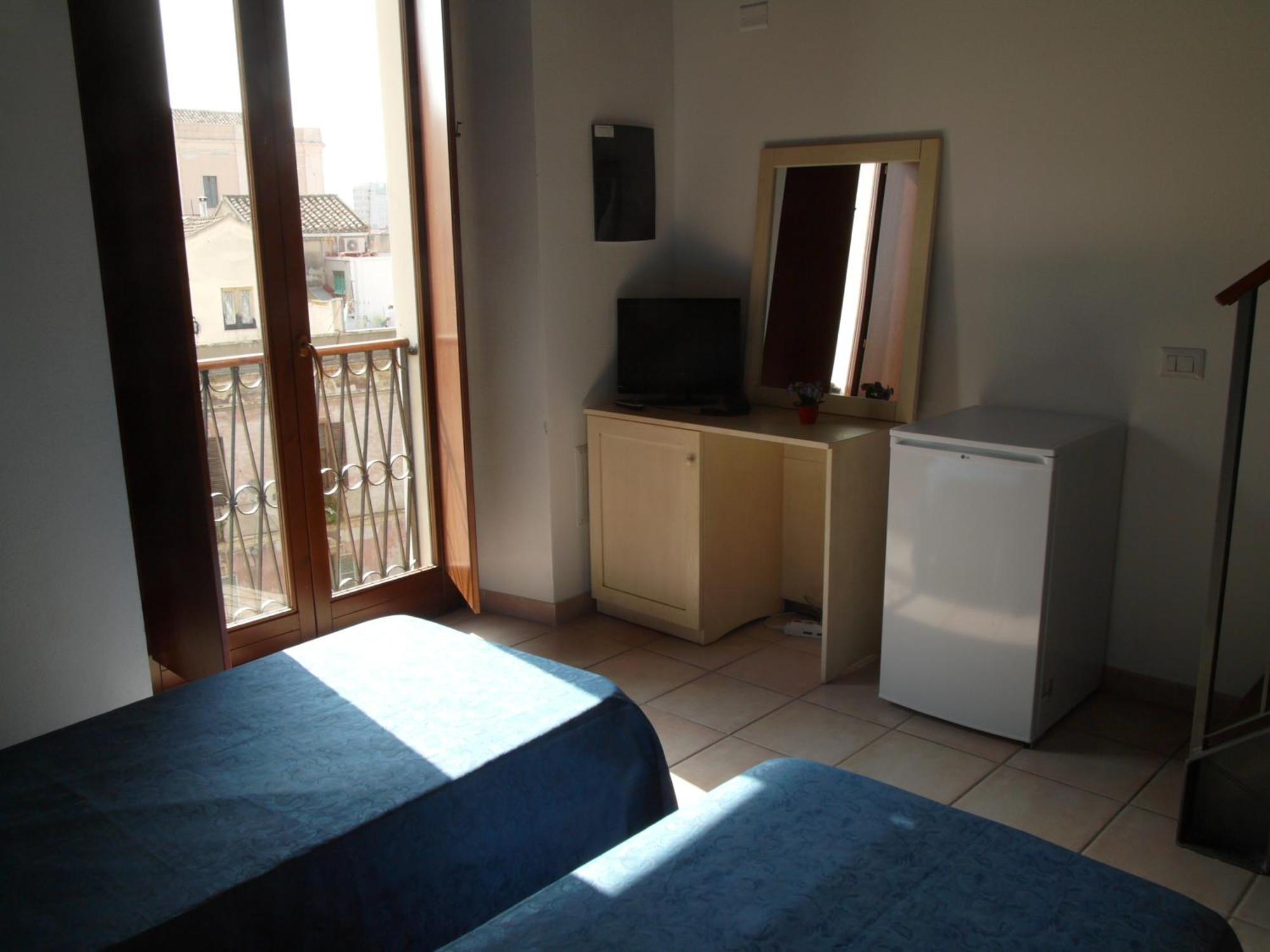 Hostel Marina Cagliari Ngoại thất bức ảnh
