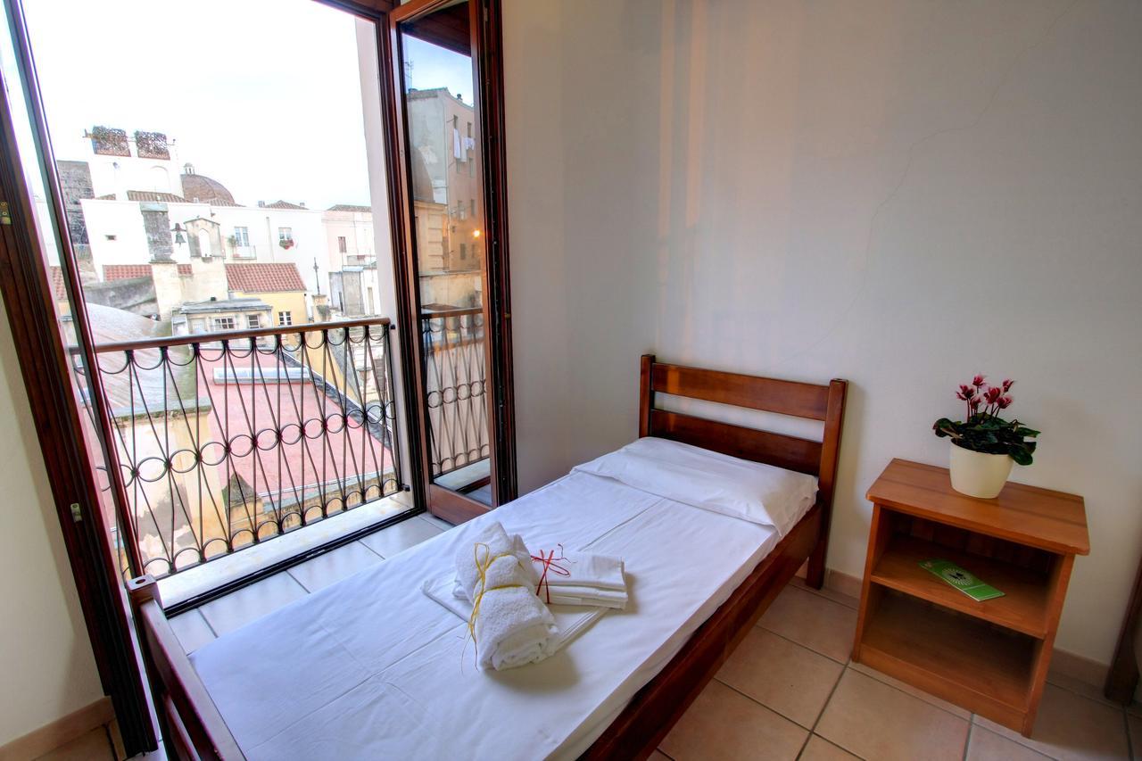 Hostel Marina Cagliari Ngoại thất bức ảnh